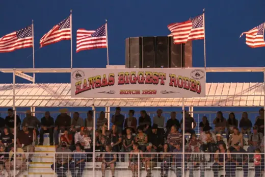 images.rodeoticket.com/infopages/kansas-biggest-rodeo-infopages-12584.webp