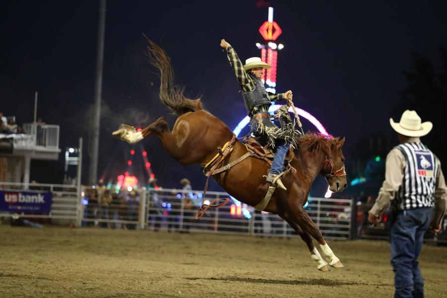 images.rodeoticket.com/infopages2/moses-lake-roundup-infopages2-12725.png