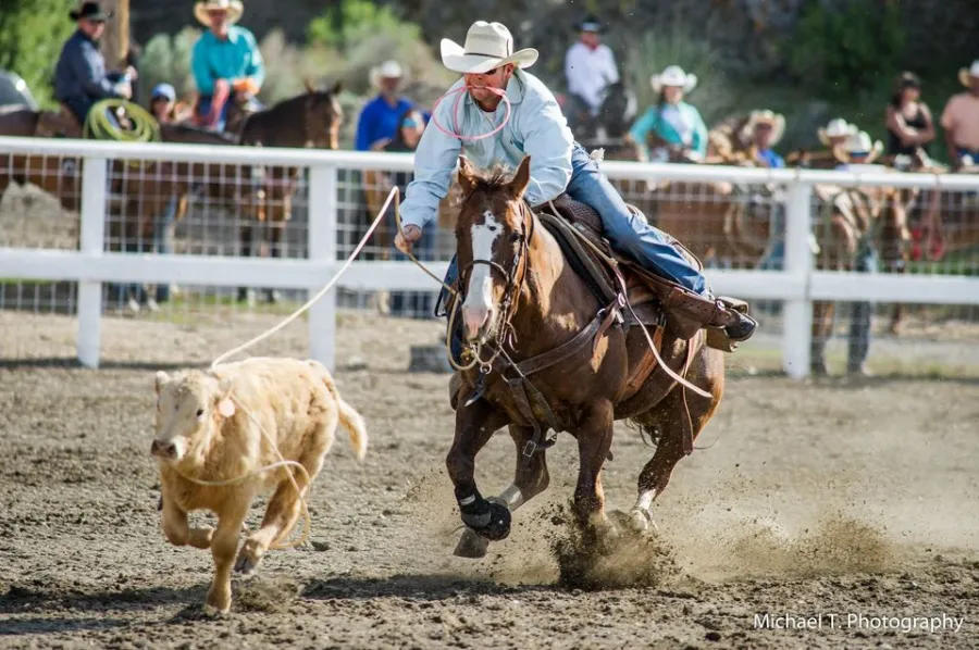 images.rodeoticket.com/infopages3/colorama-prca-grand-coulee-rodeo-infopages3-12630.webp