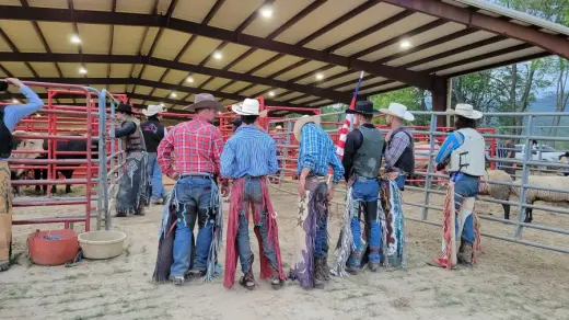 images.rodeoticket.com/infopages5/stampede-in-the-smokies-infopages5-12732.webp